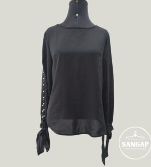 Blusa feminina preta com pérolas SHEIN Tamanho G